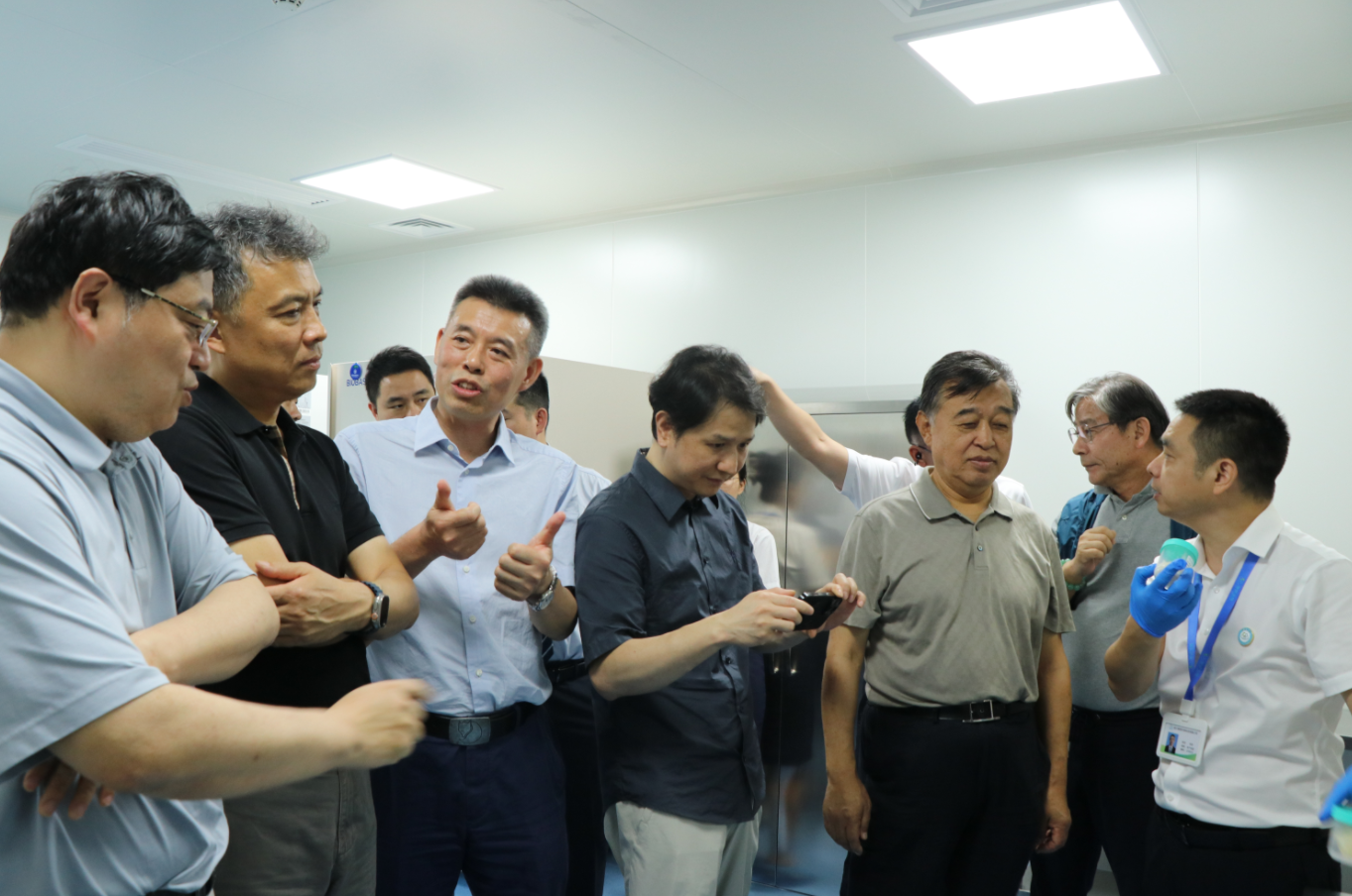 屏幕截图 2025-08-29 172721.png 屏幕截图 2025-08-29 172721.png